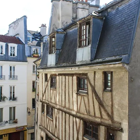 Apartment Pleasant Studio Close To Republique